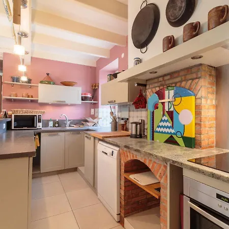 Au Bord Du Canal By Interhome Mauzé-sur-le-Mignon